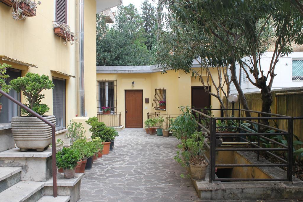 Alfieri Home Holiday Рим Екстериор снимка