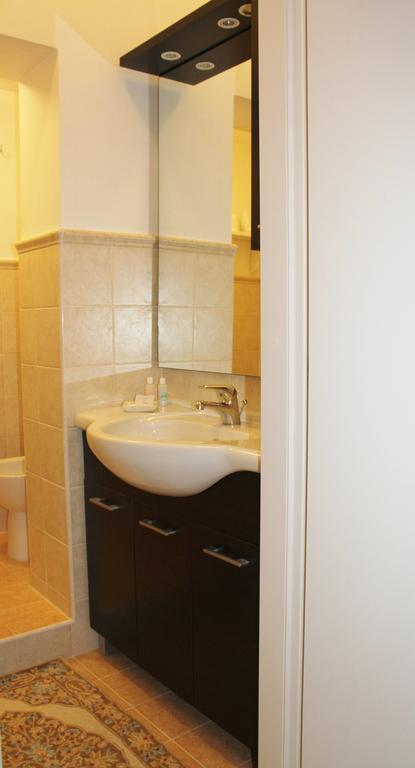 Alfieri Home Holiday Рим Екстериор снимка